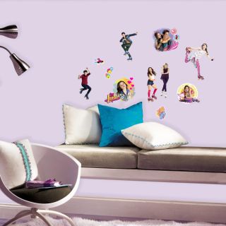 Photo ambiance chambre enfant stickers Disney Soy Luna